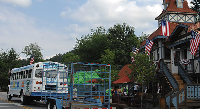 Exterior of store with bus